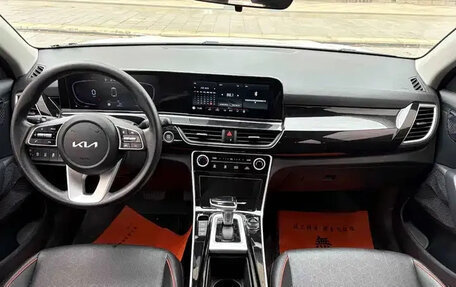 KIA Seltos I, 2023 год, 1 800 121 рублей, 2 фотография