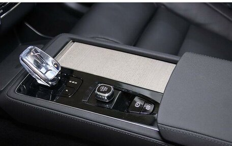 Volvo XC90 II рестайлинг, 2025 год, 12 180 180 рублей, 19 фотография