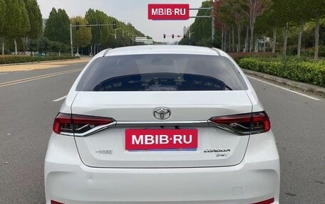 Toyota Corolla, 2022 год, 1 470 000 рублей, 4 фотография