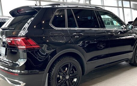 Volkswagen Tiguan II, 2022 год, 3 550 000 рублей, 7 фотография