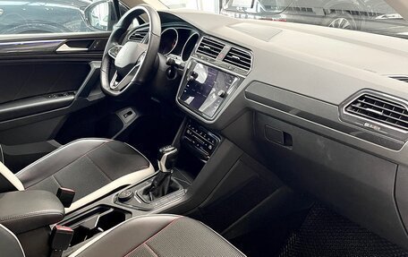 Volkswagen Tiguan II, 2022 год, 3 550 000 рублей, 25 фотография