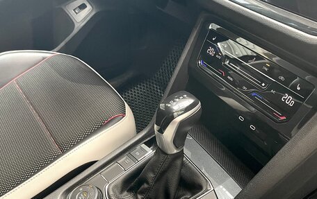 Volkswagen Tiguan II, 2022 год, 3 550 000 рублей, 27 фотография