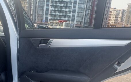 Mercedes-Benz C-Класс, 2012 год, 1 800 000 рублей, 15 фотография