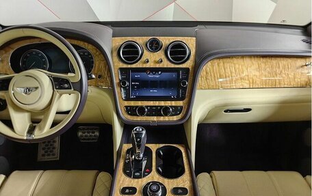 Bentley Bentayga I, 2018 год, 11 499 990 рублей, 15 фотография