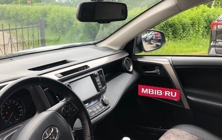 Toyota RAV4, 2019 год, 2 500 000 рублей, 4 фотография