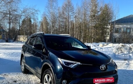 Toyota RAV4, 2019 год, 2 500 000 рублей, 18 фотография