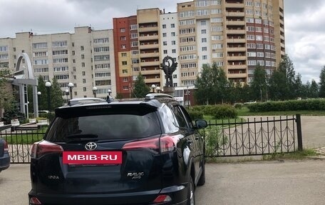 Toyota RAV4, 2019 год, 2 500 000 рублей, 14 фотография