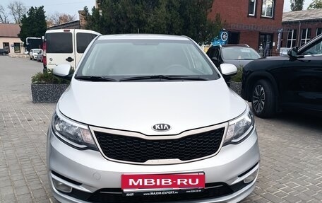 KIA Rio III рестайлинг, 2016 год, 920 000 рублей, 1 фотография