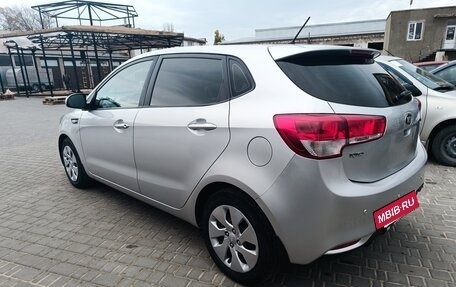 KIA Rio III рестайлинг, 2016 год, 920 000 рублей, 6 фотография