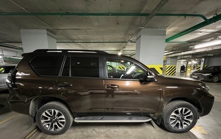 Toyota Land Cruiser Prado 150 рестайлинг 2, 2022 год, 9 000 000 рублей, 37 фотография