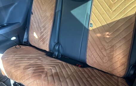 Toyota Sienna, 2021 год, 4 500 000 рублей, 14 фотография