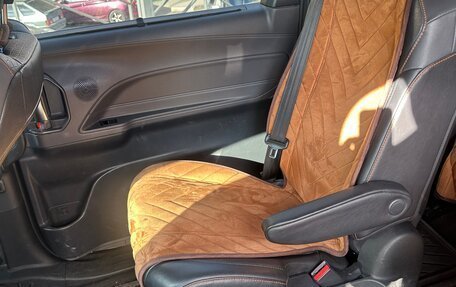 Toyota Sienna, 2021 год, 4 500 000 рублей, 16 фотография