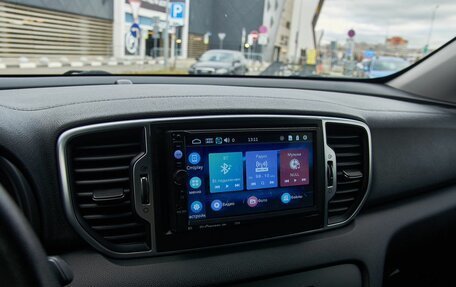 KIA Sportage IV рестайлинг, 2018 год, 2 178 000 рублей, 5 фотография