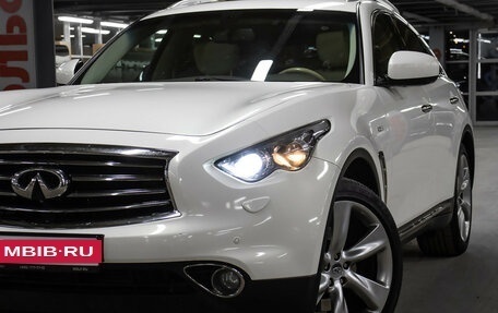 Infiniti FX II, 2012 год, 1 998 000 рублей, 26 фотография