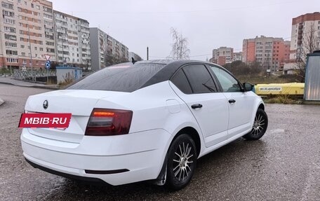 Skoda Octavia, 2018 год, 750 000 рублей, 2 фотография