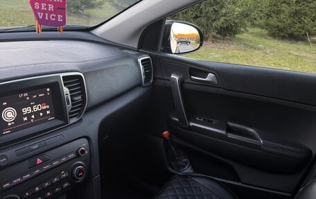 KIA Sportage IV рестайлинг, 2018 год, 2 050 000 рублей, 2 фотография