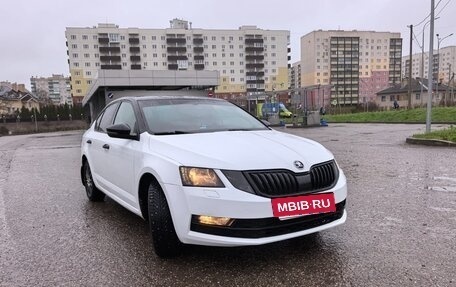 Skoda Octavia, 2018 год, 750 000 рублей, 4 фотография