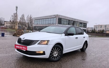 Skoda Octavia, 2018 год, 750 000 рублей, 3 фотография
