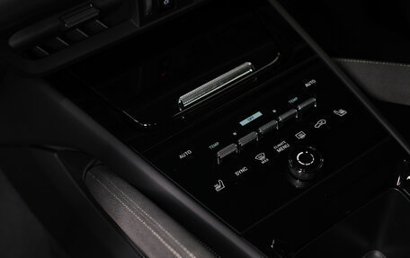 Porsche Cayenne III, 2025 год, 28 216 000 рублей, 26 фотография