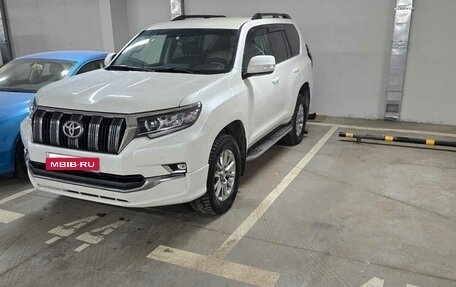 Toyota Land Cruiser Prado 150 рестайлинг 2, 2018 год, 5 800 000 рублей, 5 фотография
