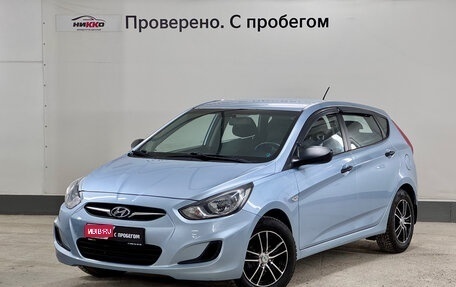 Hyundai Solaris II рестайлинг, 2012 год, 786 000 рублей, 1 фотография