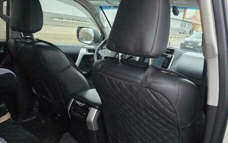 Toyota Land Cruiser Prado 150 рестайлинг 2, 2018 год, 5 800 000 рублей, 18 фотография