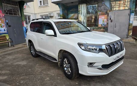Toyota Land Cruiser Prado 150 рестайлинг 2, 2018 год, 5 800 000 рублей, 23 фотография