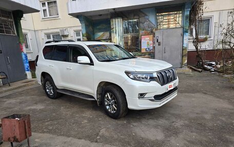 Toyota Land Cruiser Prado 150 рестайлинг 2, 2018 год, 5 800 000 рублей, 24 фотография