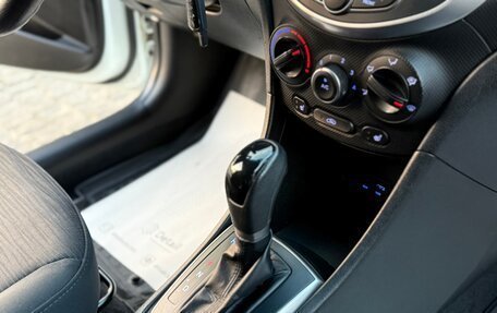 Hyundai Solaris II рестайлинг, 2015 год, 980 000 рублей, 14 фотография