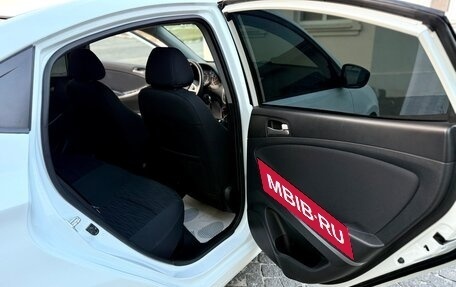 Hyundai Solaris II рестайлинг, 2015 год, 980 000 рублей, 17 фотография