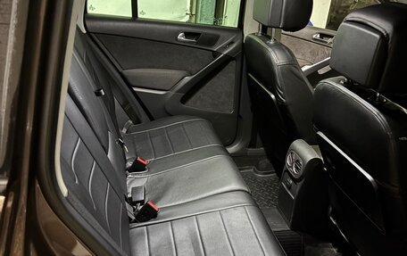 Volkswagen Tiguan I, 2016 год, 2 000 000 рублей, 6 фотография