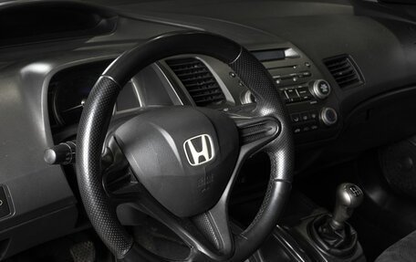 Honda Civic VIII, 2010 год, 750 000 рублей, 3 фотография