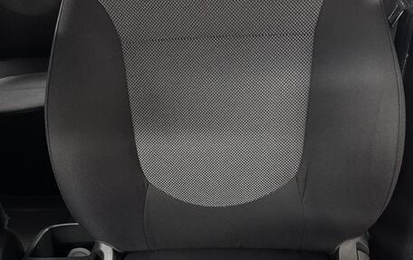 Hyundai Solaris II рестайлинг, 2012 год, 786 000 рублей, 22 фотография