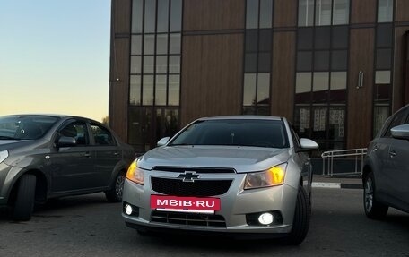 Chevrolet Cruze II, 2011 год, 499 990 рублей, 4 фотография