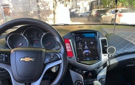 Chevrolet Cruze II, 2011 год, 499 990 рублей, 14 фотография