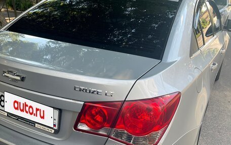 Chevrolet Cruze II, 2011 год, 499 990 рублей, 18 фотография