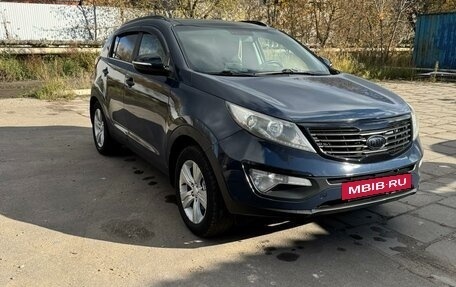 KIA Sportage III, 2010 год, 965 000 рублей, 2 фотография