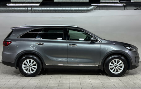 KIA Sorento III Prime рестайлинг, 2018 год, 2 495 000 рублей, 4 фотография