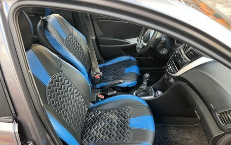 Hyundai Solaris II рестайлинг, 2011 год, 595 000 рублей, 15 фотография