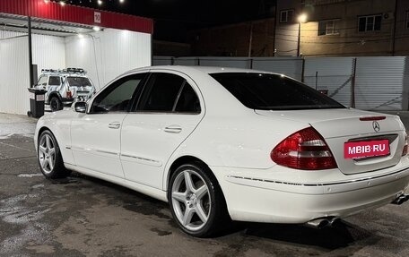 Mercedes-Benz E-Класс, 2004 год, 1 100 000 рублей, 2 фотография