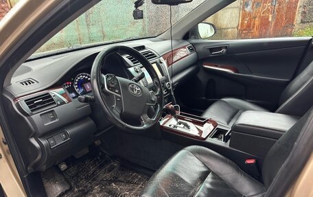 Toyota Camry, 2013 год, 1 300 000 рублей, 5 фотография