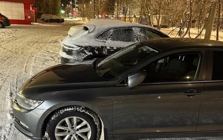 Volkswagen Passat B8 рестайлинг, 2015 год, 1 350 000 рублей, 1 фотография