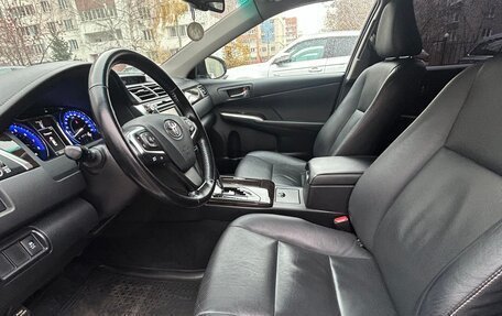 Toyota Camry, 2015 год, 2 100 000 рублей, 12 фотография