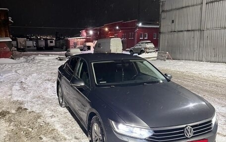 Volkswagen Passat B8 рестайлинг, 2015 год, 1 350 000 рублей, 19 фотография