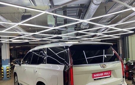 Cadillac Escalade V, 2021 год, 14 000 000 рублей, 5 фотография