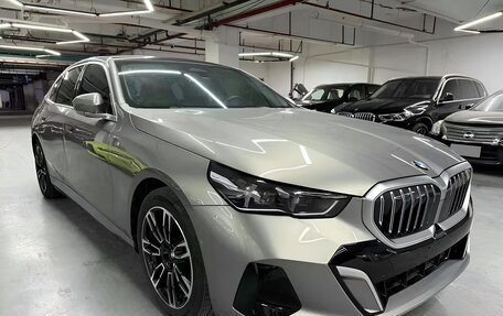 BMW 5 серия, 2024 год, 6 580 000 рублей, 1 фотография