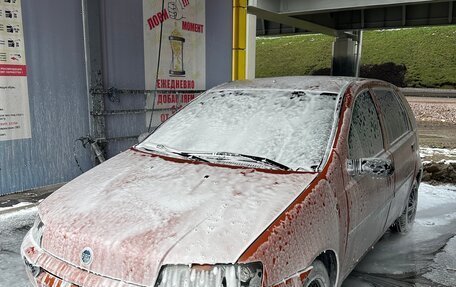 Fiat Punto III Punto Evo рестайлинг, 2002 год, 210 000 рублей, 24 фотография