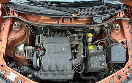 Fiat Punto III Punto Evo рестайлинг, 2002 год, 210 000 рублей, 23 фотография