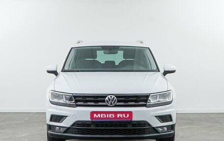 Volkswagen Tiguan II, 2018 год, 2 805 444 рублей, 3 фотография