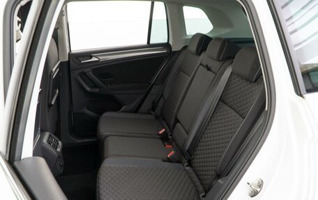 Volkswagen Tiguan II, 2018 год, 2 805 444 рублей, 9 фотография